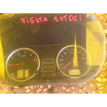 Ford Fiesta 2004 diesel kilóméter óra