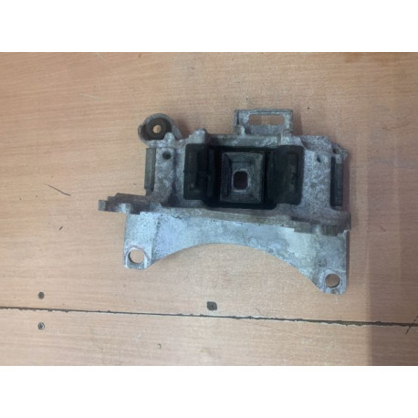 Motor tartó bak